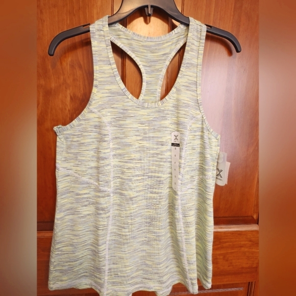 Xersion Tops - NWT Xersion Anti-Odor Workout Tee. Size L